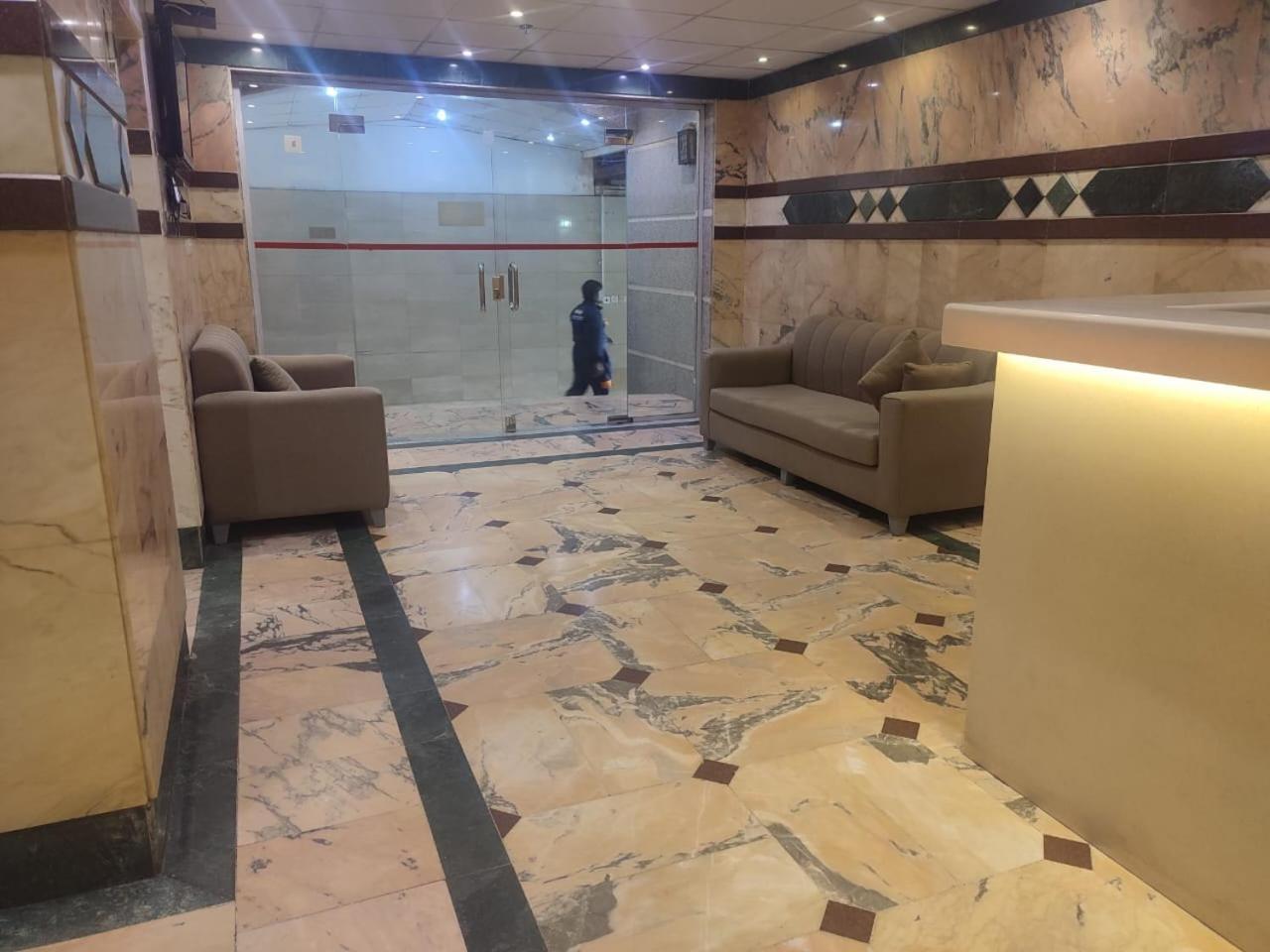 אל-מדינה Al Meknan Hotel מראה חיצוני תמונה